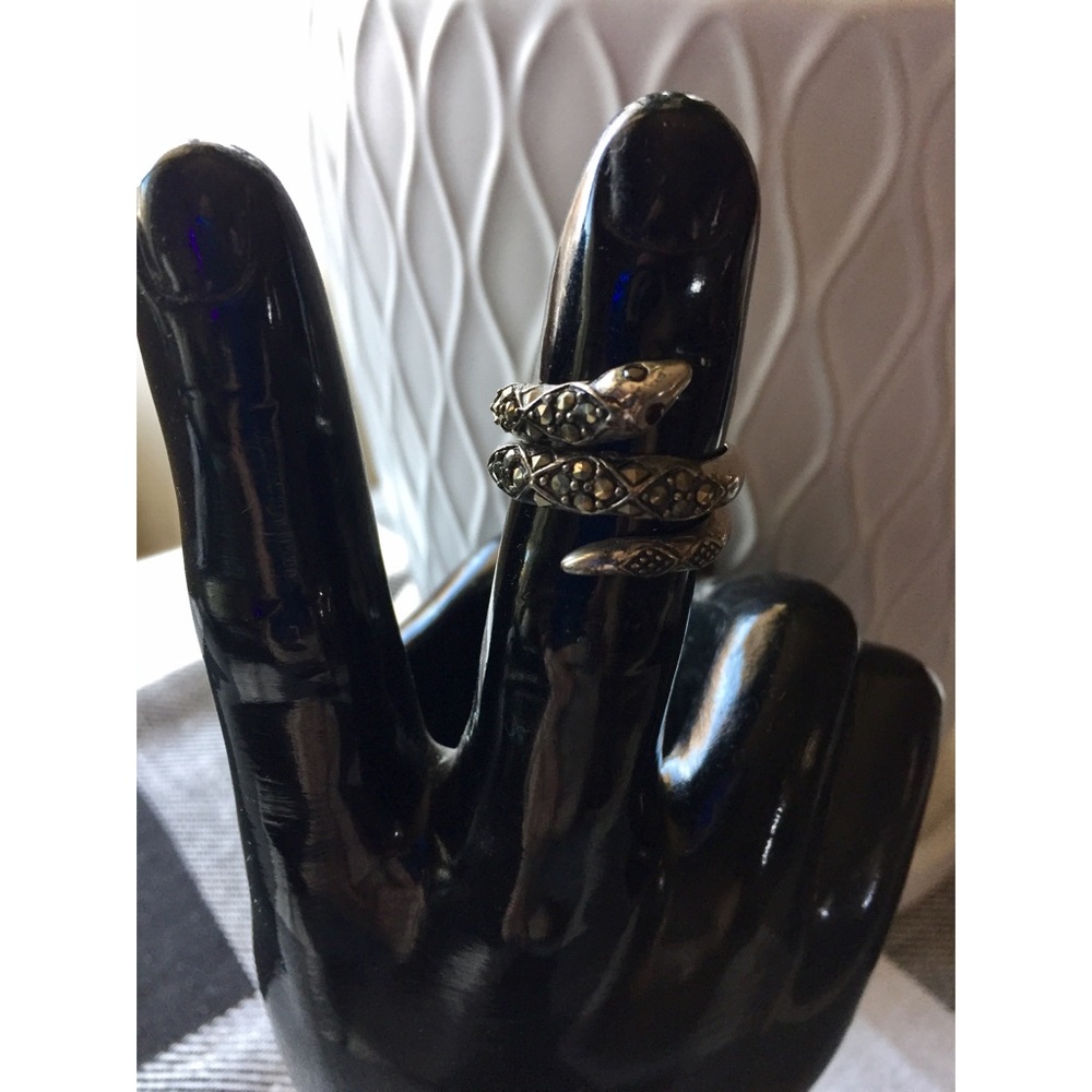 FOSSIL Winding Snake Gemstone Ring
